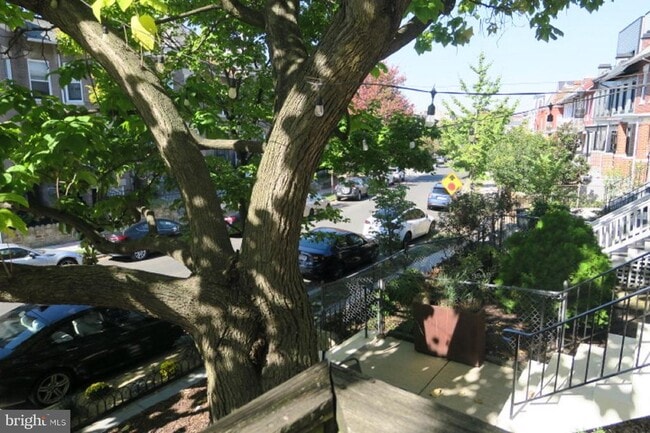 Building Photo - 3545 10th St NW
