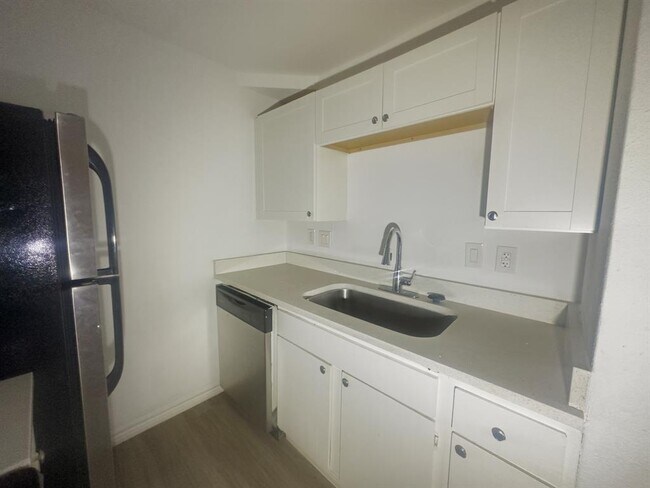 Building Photo - 4500 Witham Ln