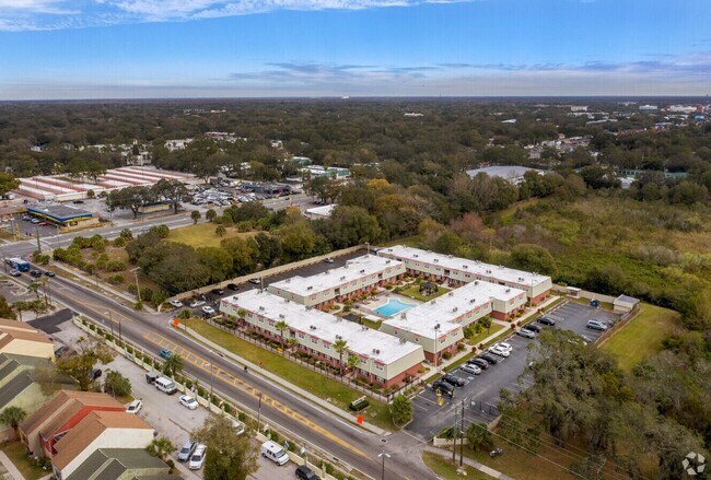 Building Photo - 13221 Bunn Cir