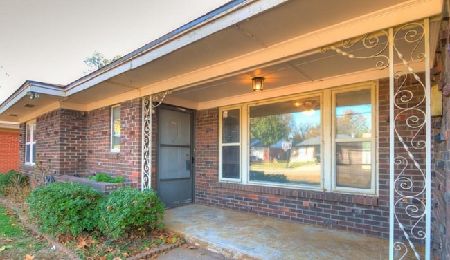 Building Photo - 3 Bed 1 Bath 1 Car in Steve Pennington Addition of NW OKC