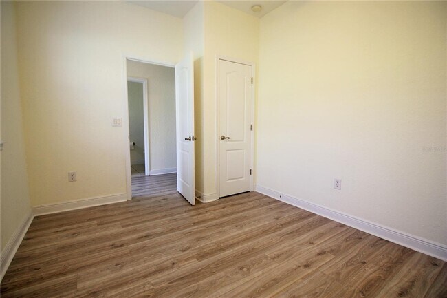 Building Photo - 17409 Promenade Dr