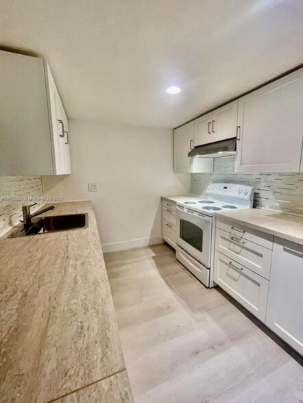 Building Photo - 4399 NW 9th Ave