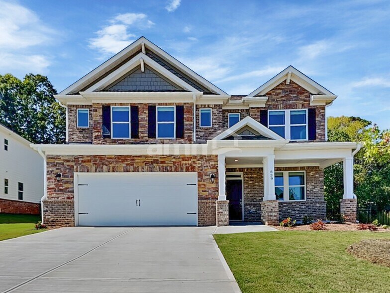 Primary Photo - 639 Carnaby Ln