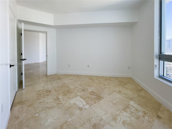 Building Photo - 350 S Miami Ave