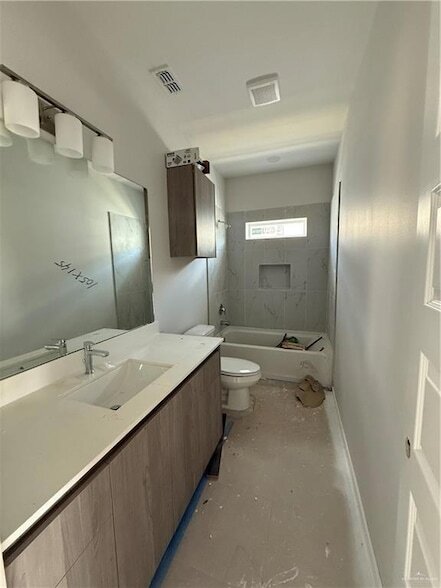 Building Photo - 402 N Alexandrite Ave