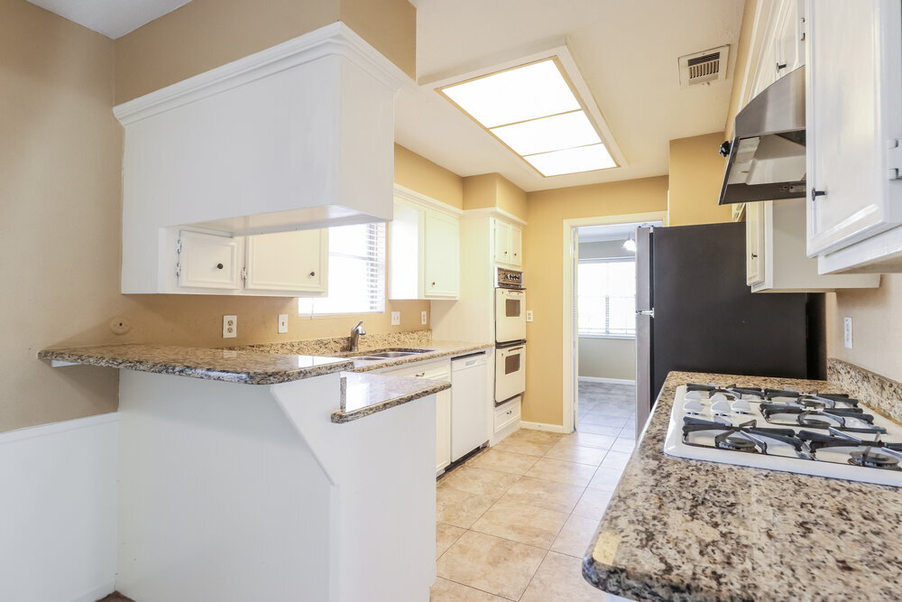 Building Photo - 6615 Seegers Trail Dr