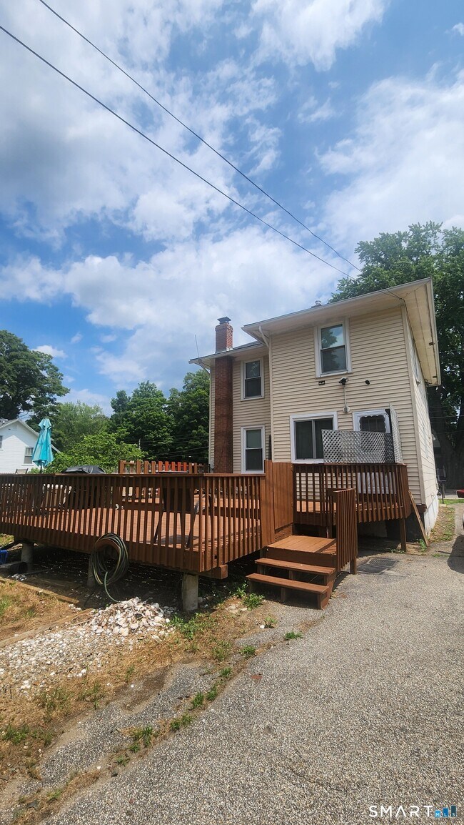 Building Photo - 139 South St