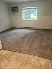 Building Photo - Spacious 2 Bedroom Apartment in Montgomery...
