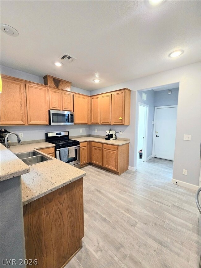 Building Photo - 9309 Night Mesa St