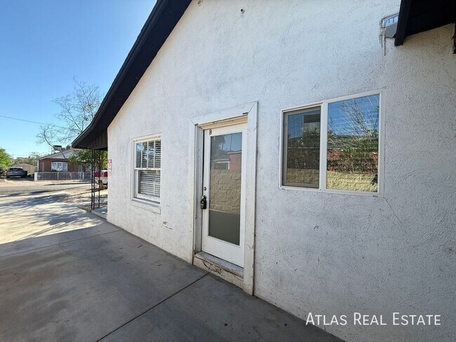 Building Photo - 1606 W Taylor St