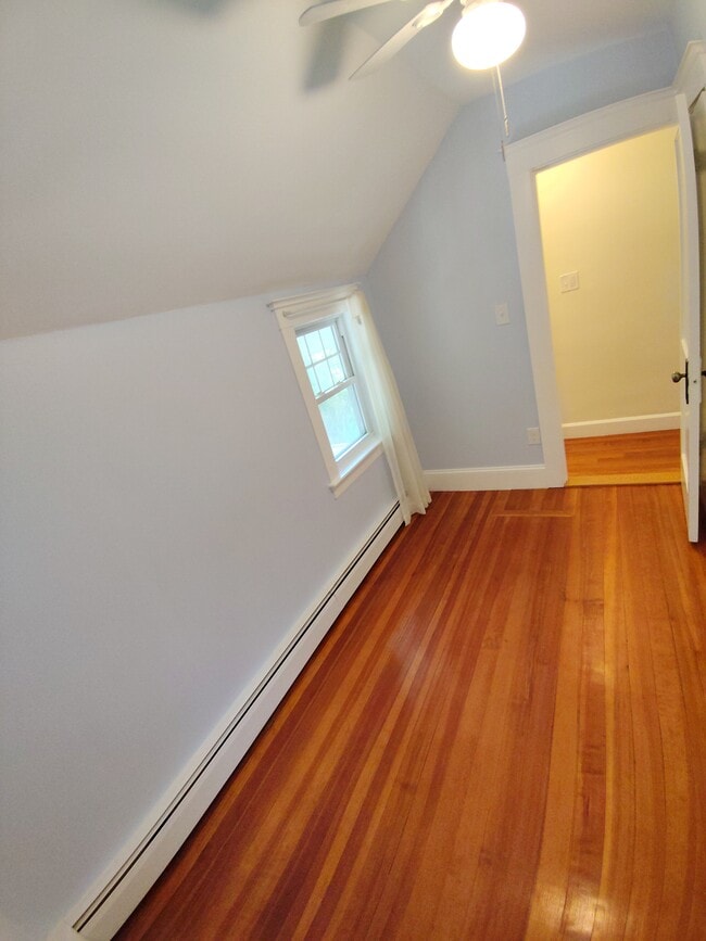 Building Photo - 162 Elmwood Ave