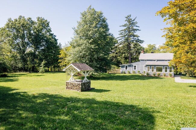 Building Photo - 85 Roundtop Rd