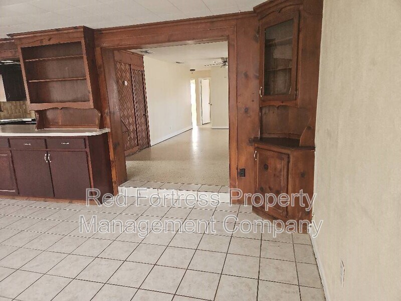 Building Photo - 2530 Kennesaw St