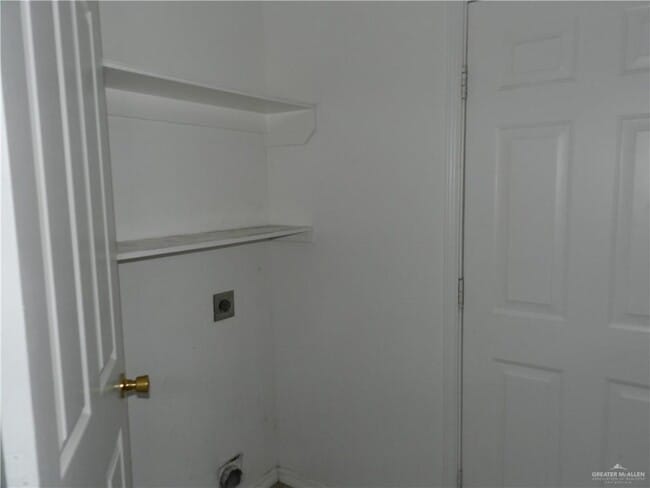 Building Photo - 25 Providence Ave