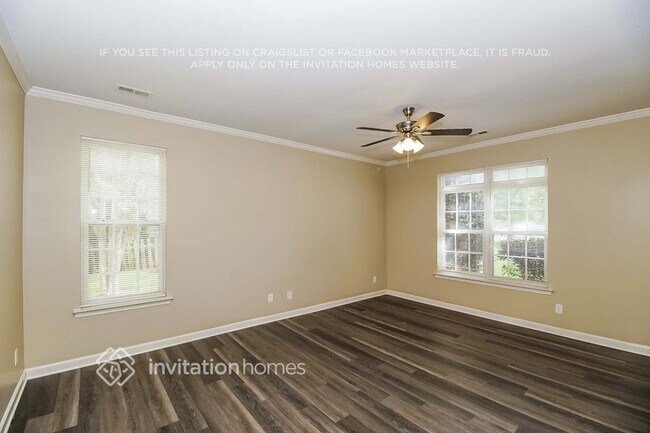 Building Photo - 17032 Stinson Ave