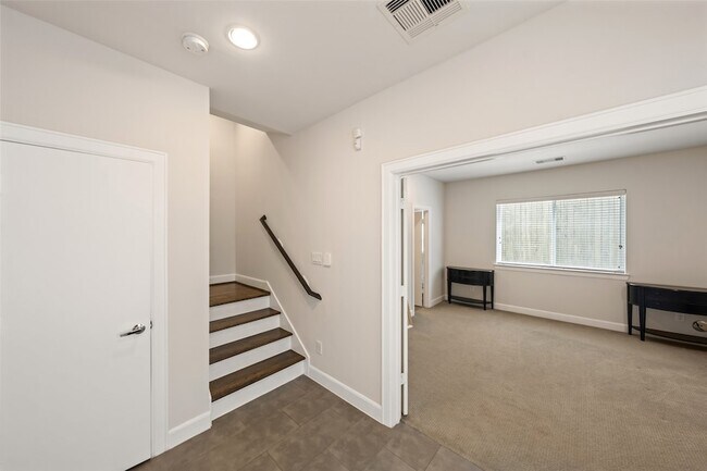 Building Photo - 314 Eado Park Cir