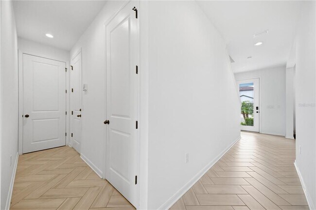 Building Photo - 8326 Abalone Loop