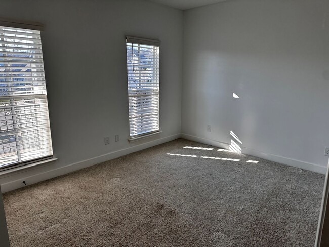 Building Photo - Carothers Farms - Three Bedroom House with 2 Car Garage