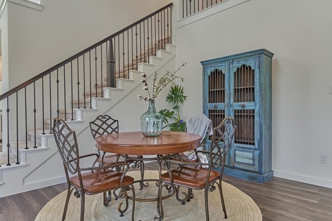 Building Photo - 27129 Ivorywood Dr