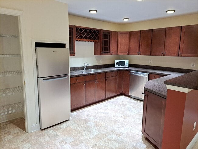 Primary Photo - 7807 Langdon Ct