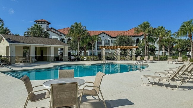 Building Photo - Live in the gorgeous, desirable Arrivas Vi...