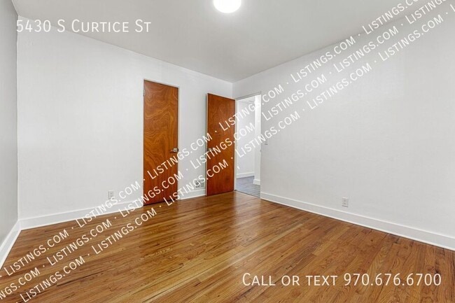 Building Photo - 5430 S Curtice St