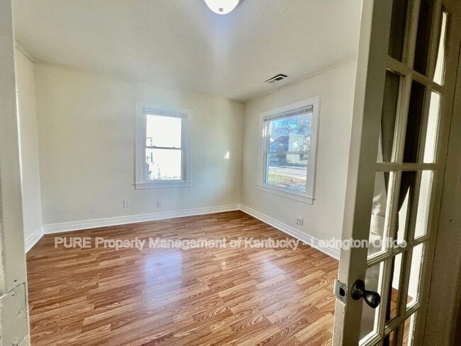 Building Photo - 810 Shelby Ave