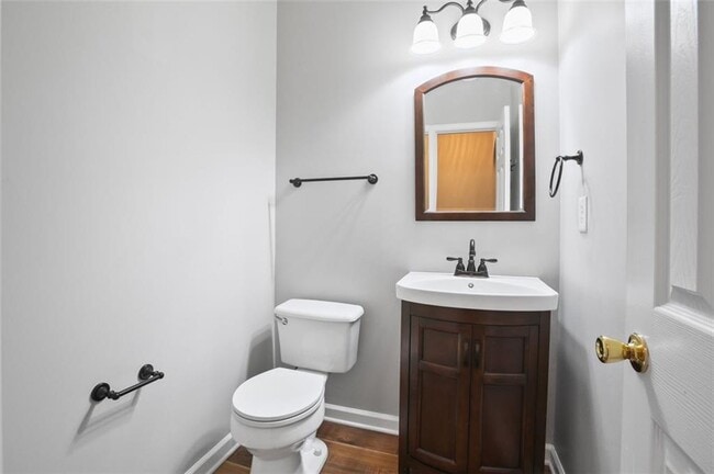 Building Photo - 2643 Whispering Pines Dr SW