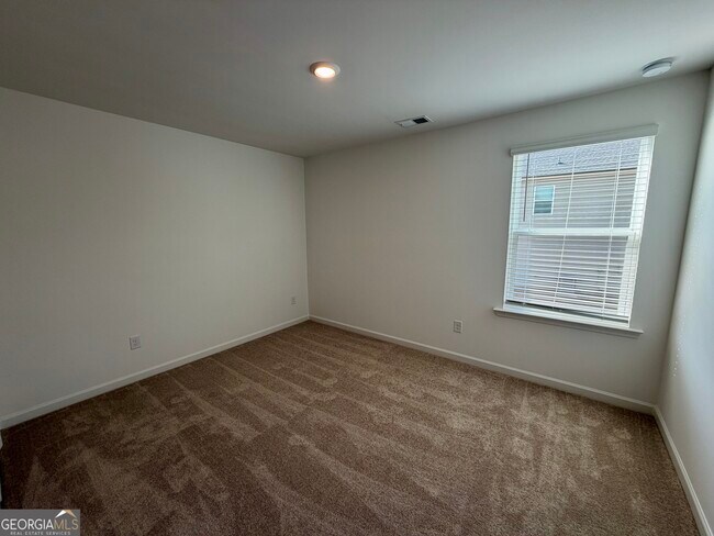 Building Photo - 788 Gelderland Dr