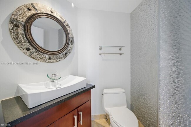 Building Photo - 2 br, 2.5 bath Condo - 1331 Brickell Bay D...