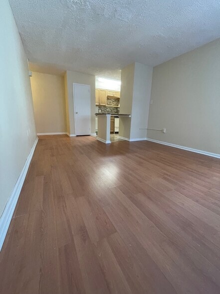 Living Room - 2101 Chestnut