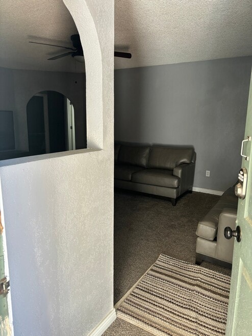 Building Photo - 8320 E Sommer Dr