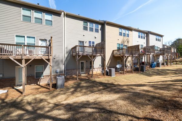 Building Photo - 3567 Hidden Valley Cir