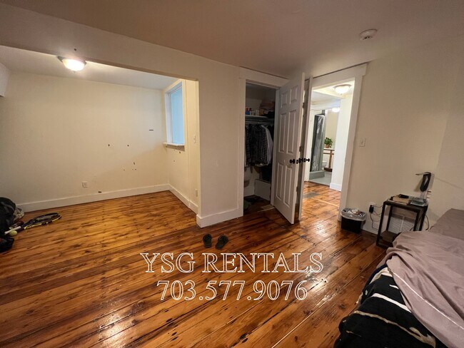 Building Photo - 25 Linwood St