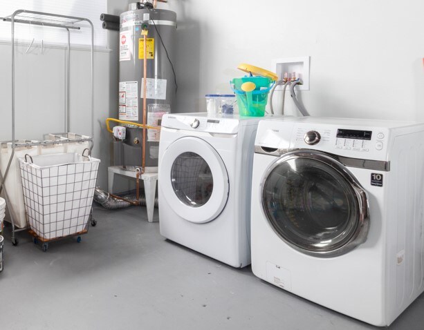 Building Photo - 3950 Marlesta Dr