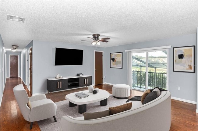 Building Photo - 8315 Village Green Rd