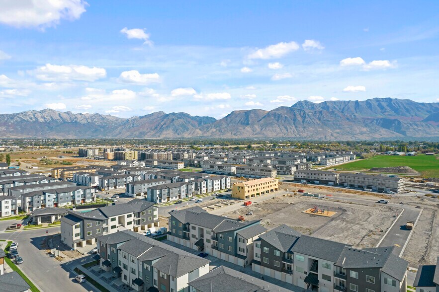 Building Photo - 529 S 1020 W
