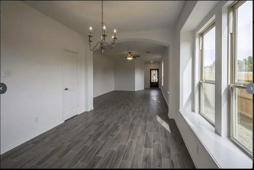 Building Photo - 137 Emory Birch