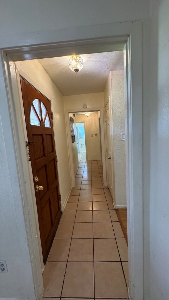 Building Photo - 2514 Rodney St