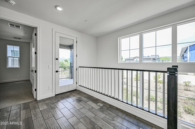 Building Photo - 11300 N Casa Dega Dr