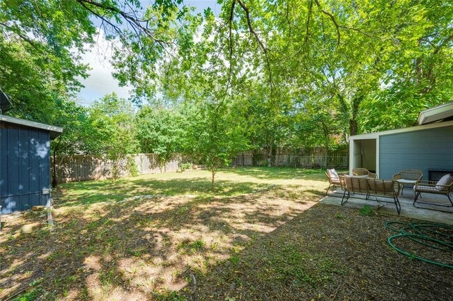 Building Photo - 5300 Halmark Dr