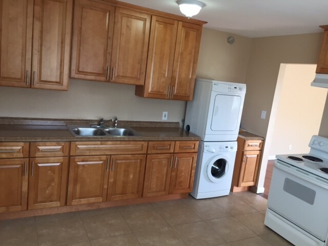 Primary Photo - 161 Starr Ave