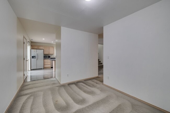 Building Photo - Beautiful Two-Story Home for Rent in the C...