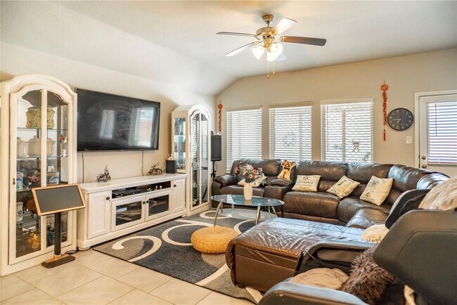Building Photo - 18226 Mulberry Spring Cir