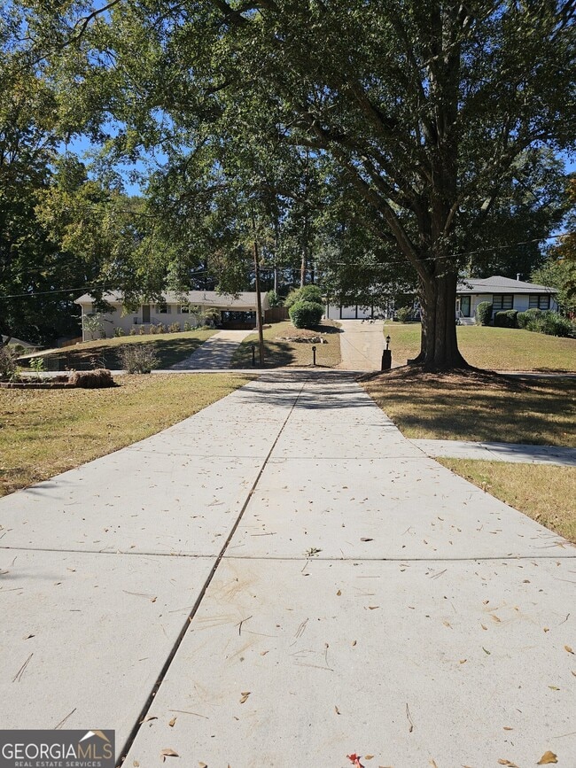 Building Photo - 3085 Stantondale Dr