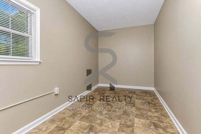 Building Photo - 1002 Darvin Ln