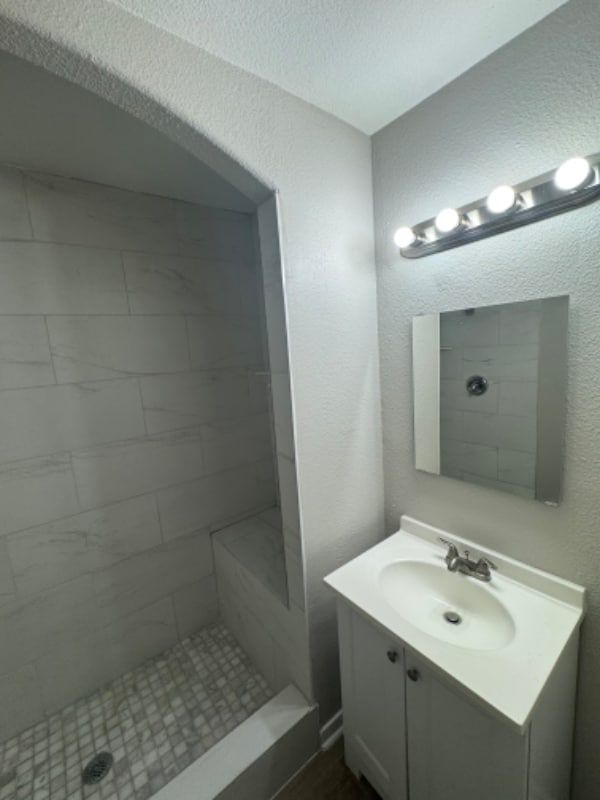 Building Photo - 2585 Marilee Ln