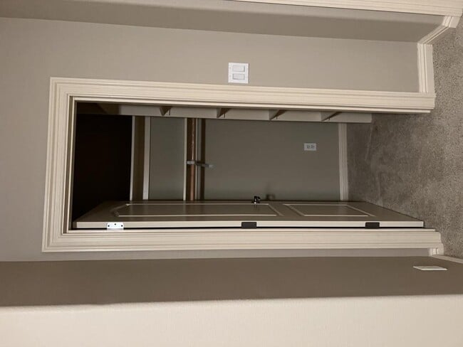 Building Photo - 15715 SE Bybee Dr