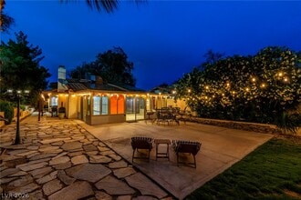 Building Photo - 2457 Swan Ln