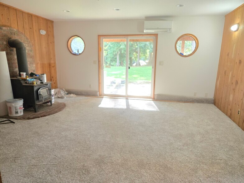 Bonus Room - 26147 Port Gamble Rd NE